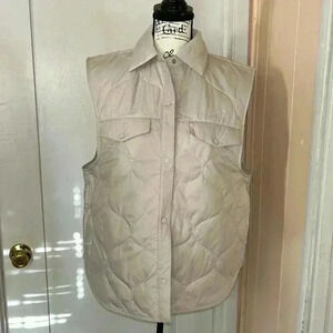 Nike women’s sleeveless puffer